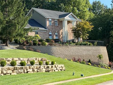 418 Gateford Dr, Ballwin, MO 63021 photo 1