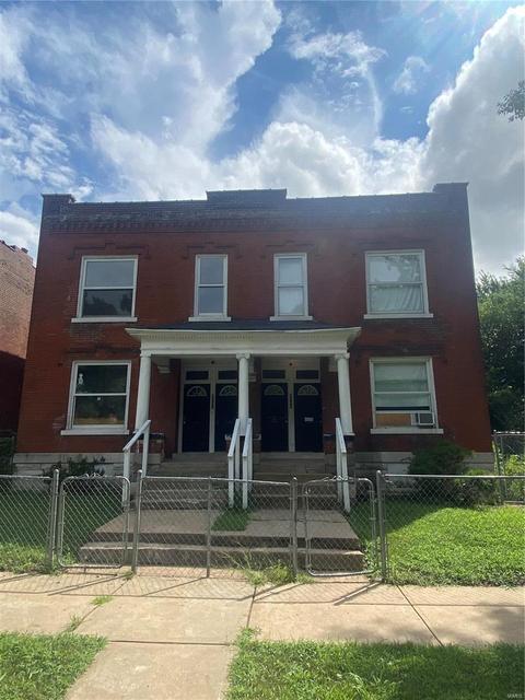 4592 Evans Ave, Saint Louis, MO 63113 photo 1