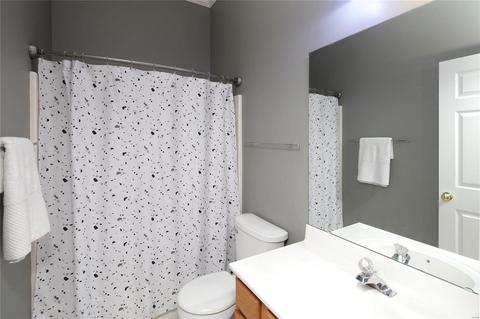 2 Briarcastle Ct, O'fallon, MO 63366 photo 12