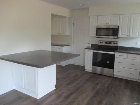 428 Harvest Hill Ct, Ballwin, MO 63021 photo 9
