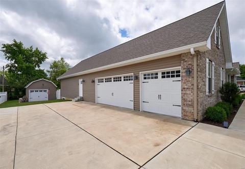 808 Nancy Ln, Weldon Spring, MO 63304 photo 4