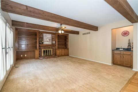 607 Valley Point Ln, Ballwin, MO 63021 photo 8