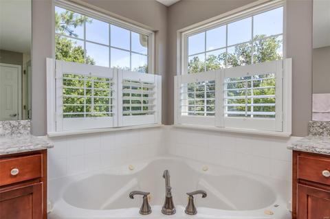 1711 Carman Rdg, Ballwin, MO 63021 photo 29