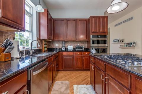 1711 Carman Rdg, Ballwin, MO 63021 photo 9