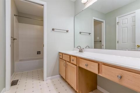 1711 Carman Rdg, Ballwin, MO 63021 photo 47
