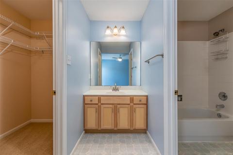 1711 Carman Rdg, Ballwin, MO 63021 photo 41
