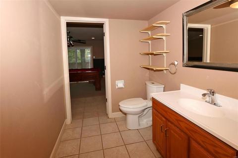 6823 Burkemo, Saint Louis, MO 63129 photo 19