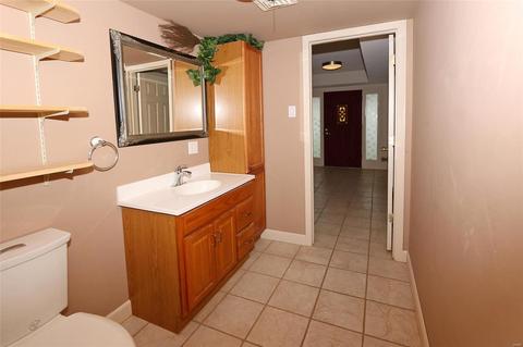 6823 Burkemo, Saint Louis, MO 63129 photo 18
