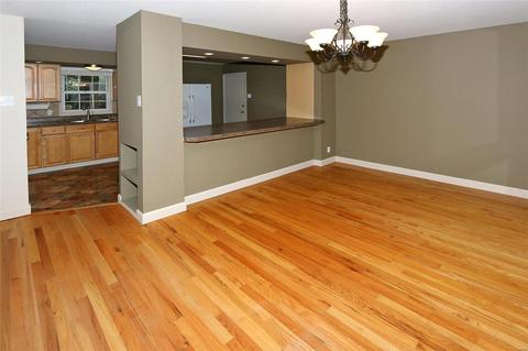 6823 Burkemo, Saint Louis, MO 63129 photo 10