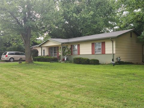 409 San Jose, O'fallon, MO 63366 photo 2