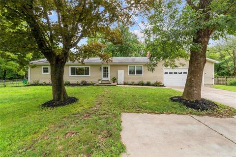 110 Lorene Dr, O'fallon, MO 63366 photo 1