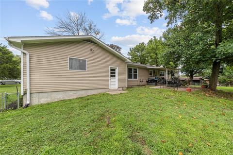 110 Lorene Dr, O'fallon, MO 63366 photo 30
