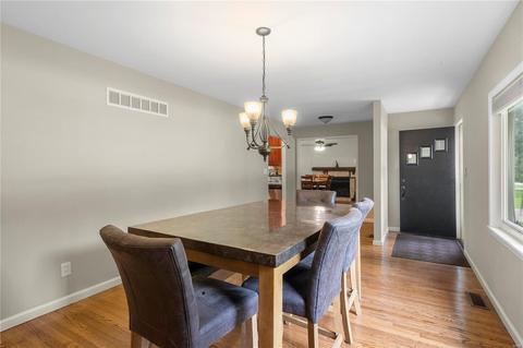 110 Lorene Dr, O'fallon, MO 63366 photo 3