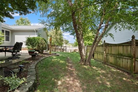 550 Fox Pointe Dr, Saint Charles, MO 63304 photo 6
