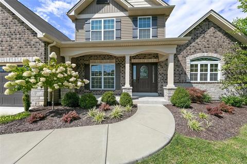 8 Log Hill Ln, Ballwin, MO 63011 photo 3