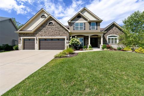 8 Log Hill Ln, Ballwin, MO 63011 photo 1