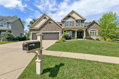 8 Log Hill Ln, Ballwin, MO 63011 photo 2