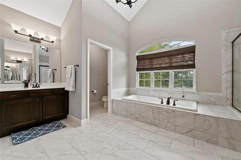 8 Log Hill Ln, Ballwin, MO 63011 photo 25