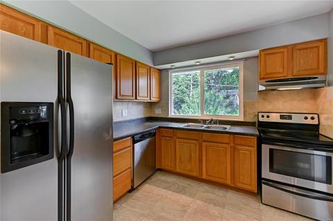 918 Brookvale Ter, Ballwin, MO 63021 photo 7