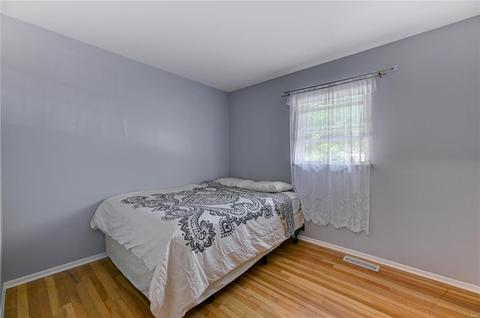 918 Brookvale Ter, Ballwin, MO 63021 photo 16