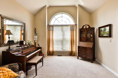 910 Midpoint Dr, O'fallon, MO 63366 photo 7