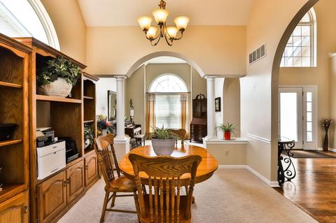910 Midpoint Dr, O'fallon, MO 63366 photo 10