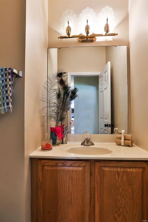 910 Midpoint Dr, O'fallon, MO 63366 photo 26