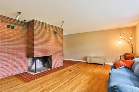 246 Geremma, Ballwin, MO 63011 photo 8