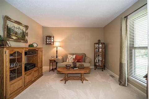 817 Red Oak, O'fallon, MO 63366 photo 5