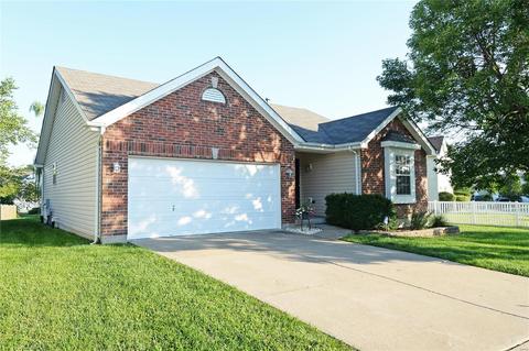 1220 Briarchase Dr, Lake Saint Louis, MO 63367 photo 1