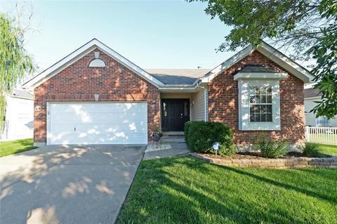 1220 Briarchase Dr, Lake Saint Louis, MO 63367 photo 2