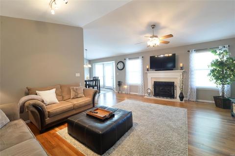 1220 Briarchase Dr, Lake Saint Louis, MO 63367 photo 4