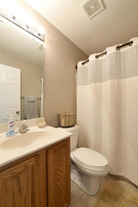 1220 Briarchase Dr, Lake Saint Louis, MO 63367 photo 17