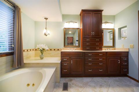 773 Carman Meadows Dr, Manchester, MO 63021 photo 36
