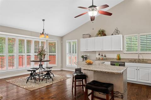 1101 Cypress Point Dr, O'fallon, MO 63366 photo 11