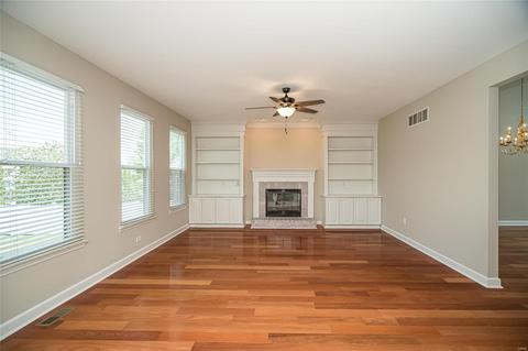 355 Brookhaven Dr, O'fallon, MO 63368 photo 10