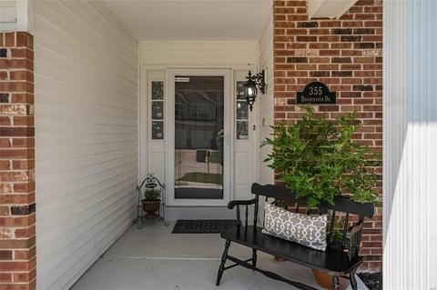 355 Brookhaven Dr, O'fallon, MO 63368 photo 3
