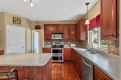 114 Preston Cir, O'fallon, MO 63368 photo 13