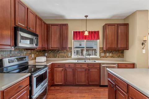 114 Preston Cir, O'fallon, MO 63368 photo 12