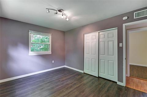 241 Howard Dr, Ballwin, MO 63021 photo 9