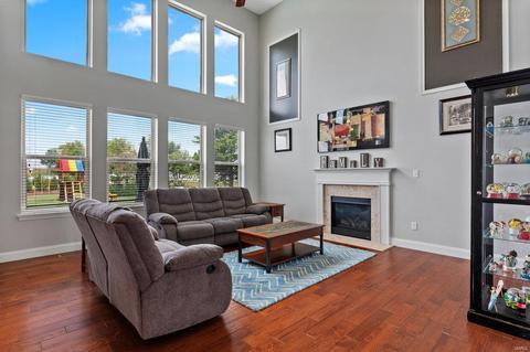 252 Oakhurst Cir, O'fallon, MO 63368 photo 14
