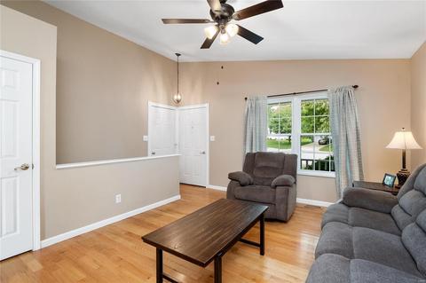 6 Summersong Ct, O'fallon, MO 63366 photo 3