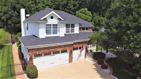 819 New Ballwin Oaks Ct, Ballwin, MO 63021 photo 2
