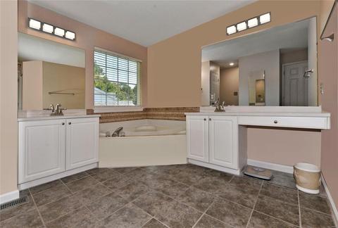 819 New Ballwin Oaks Ct, Ballwin, MO 63021 photo 30