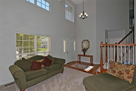 819 New Ballwin Oaks Ct, Ballwin, MO 63021 photo 9
