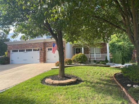 819 New Ballwin Oaks Ct, Ballwin, MO 63021 photo 3