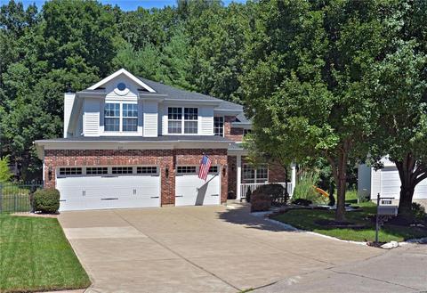 819 New Ballwin Oaks Ct, Ballwin, MO 63021 photo 1