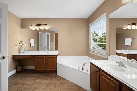 228 Fox Haven Dr, O'fallon, MO 63368 photo 17