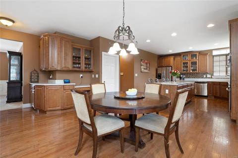 228 Fox Haven Dr, O'fallon, MO 63368 photo 11