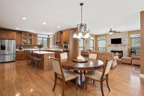 228 Fox Haven Dr, O'fallon, MO 63368 photo 8